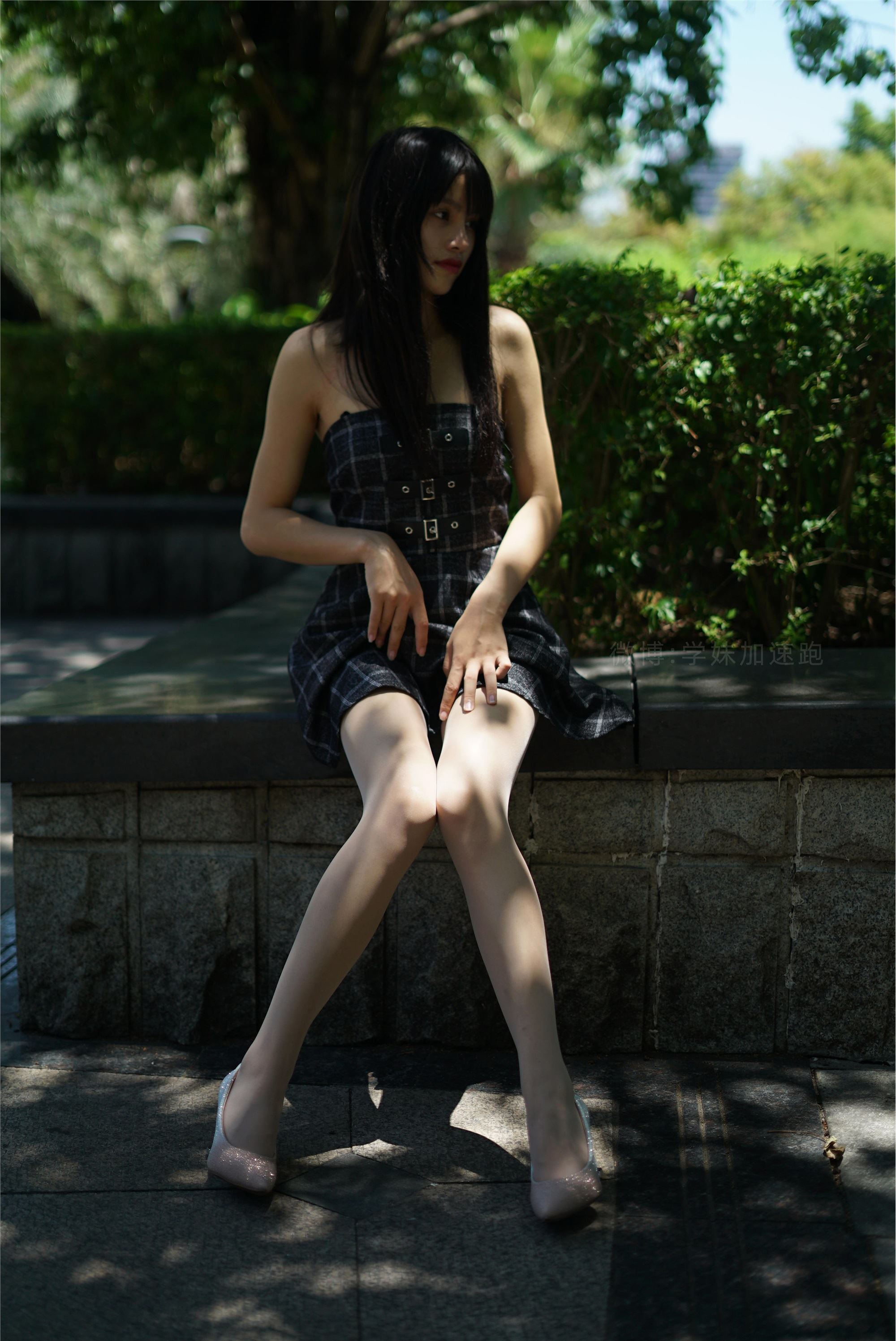 学妹加速跑 XM065《就是如此迷人-敏儿》